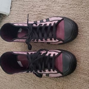 Sz 9.5  Purple and black Adidas